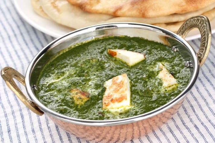 STYLECASTER | 17 Slow-Cooker Indian Recipes That Are Better Than Takeout | Saag Paneer