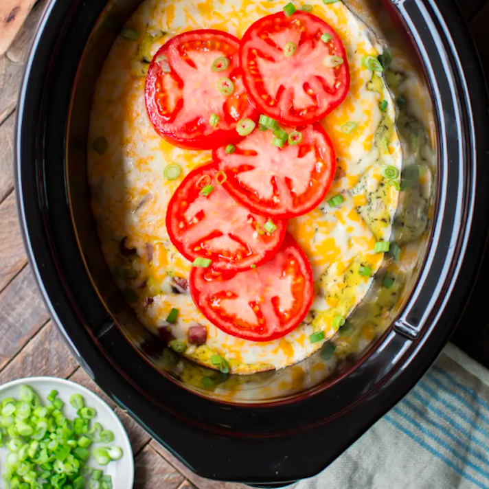 STYLECASTER | 17 Slow-Cooker Brunch Recipes Worth Staying In For | Farmer's Breakfast Casserole