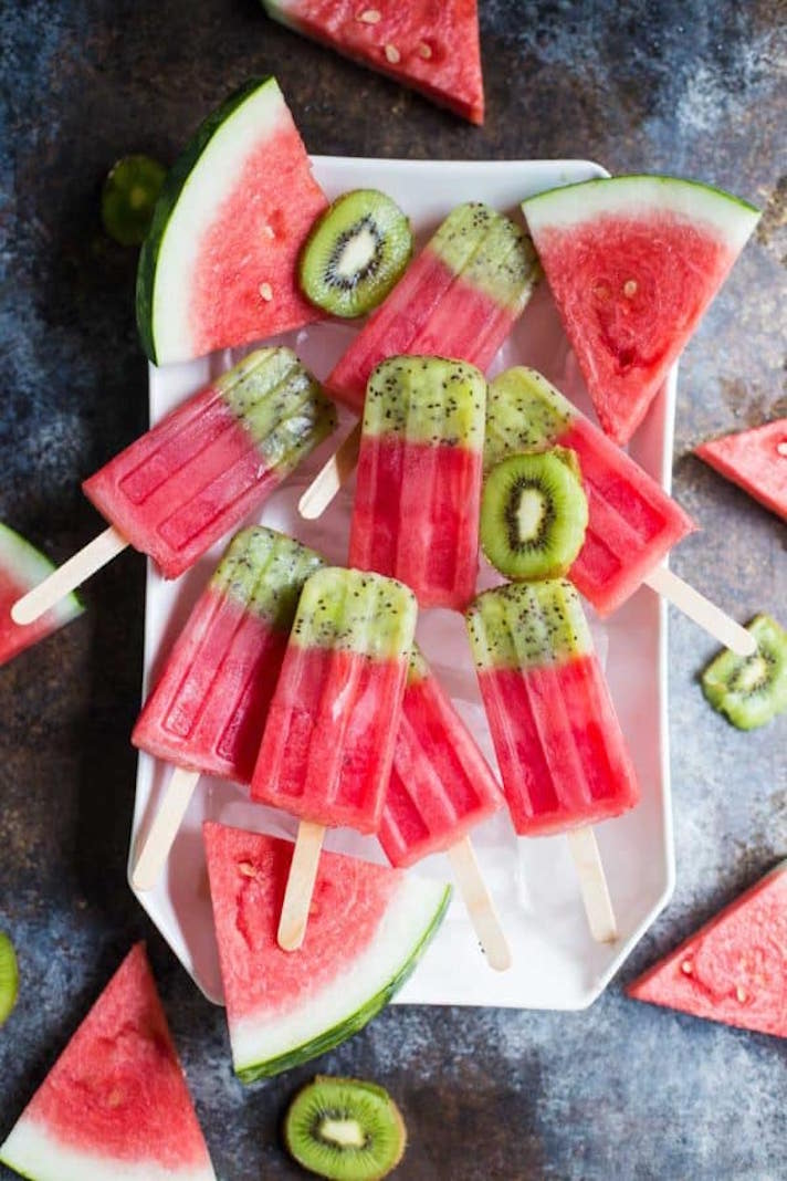 STYLECASTER | 17 DIY Popsicles To Make With All That Summer Fruit | Kiwi-Watermelon Popsicles