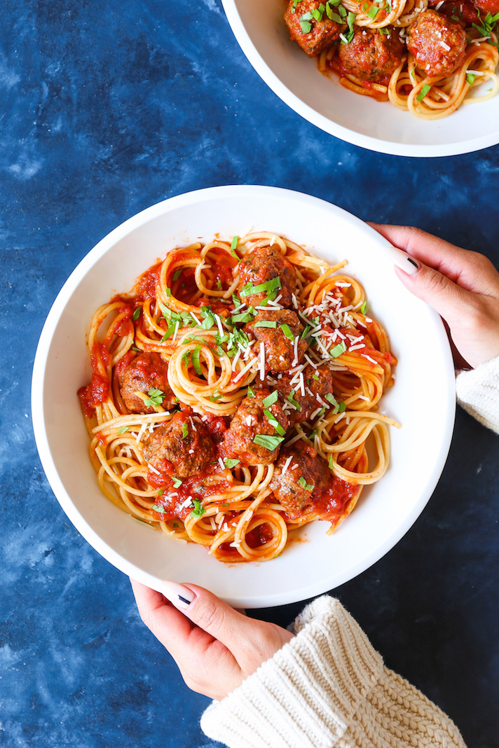 STYLECASTER | 16 Post-Workout Slow-Cooker Recipes That'll Make You Feel Great | Spaghetti and Meatballs