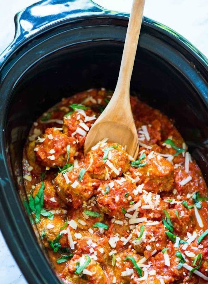 STYLECASTER | 17 Slow-Cooker Turkey Recipes That Feed A Crowd | Turkey Meatballs