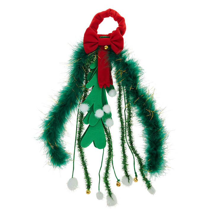 STYLECASTER | 17 Stocking Stuffers for Pets 