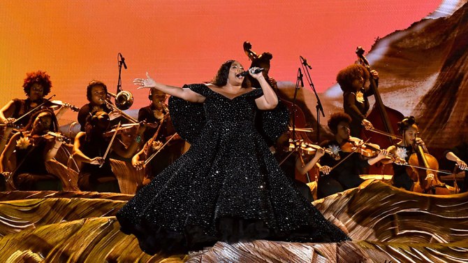 Lizzo-Grammys-2020-Performance