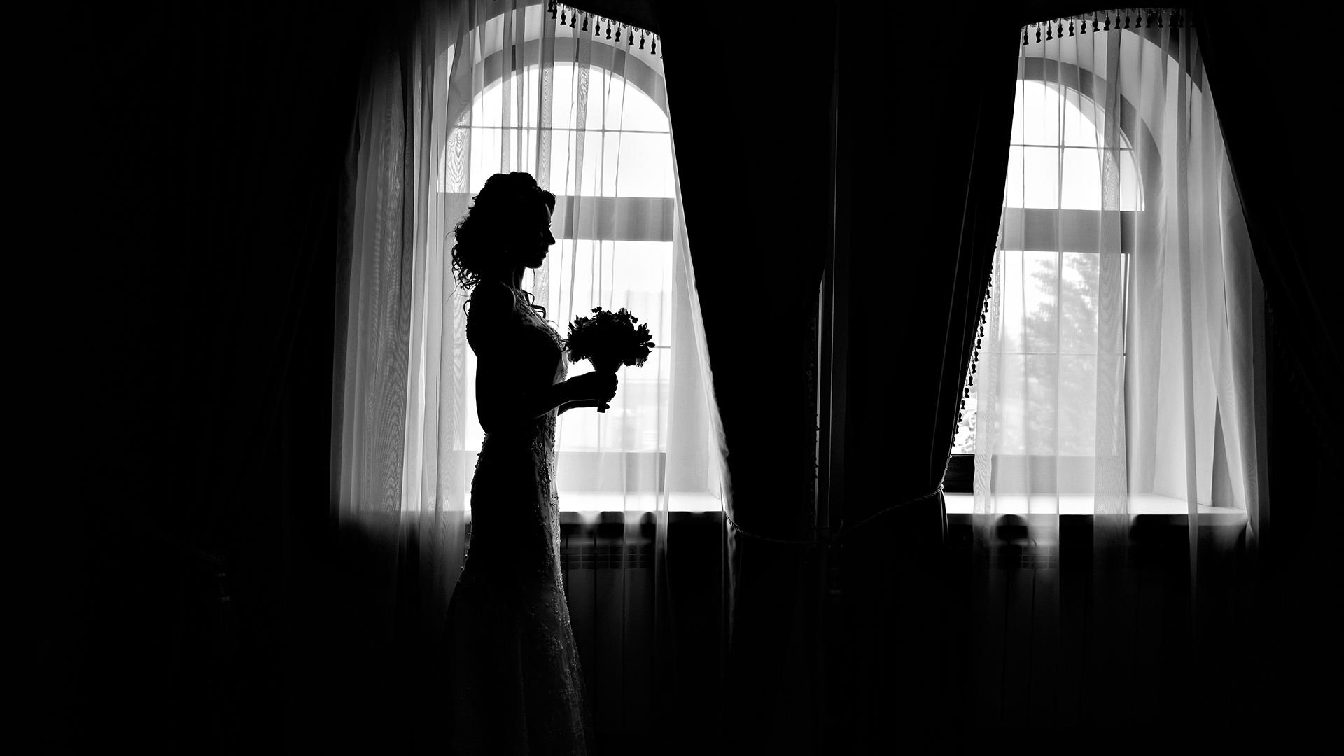 STYLECASTER | how to postpone your wedding coronavirus