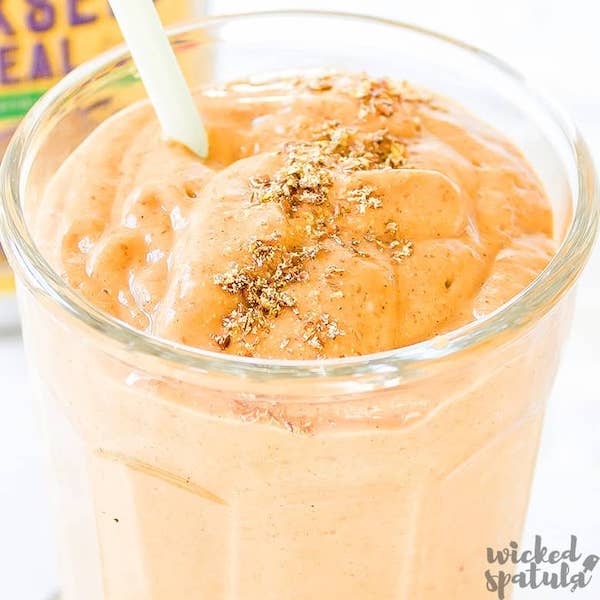 STYLECASTER | Superfood Smoothie Recipes | pumpkin spice smoothie