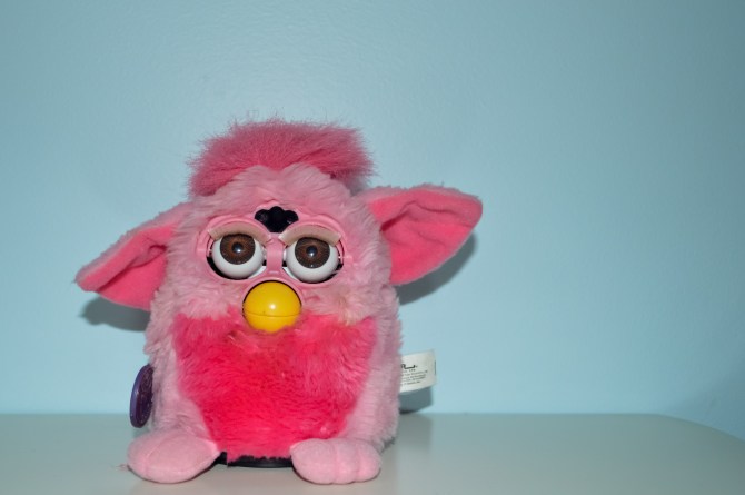 STYLECASTER | 90s Zoom Backgrounds | furby