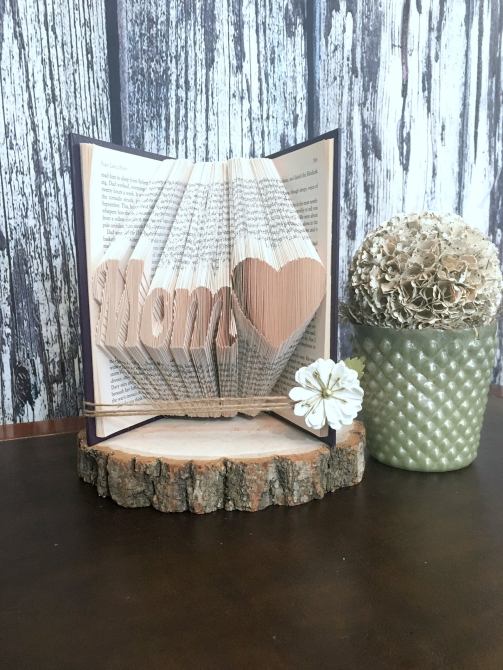 STYLECASTER | Mother's Day gift guide Etsy