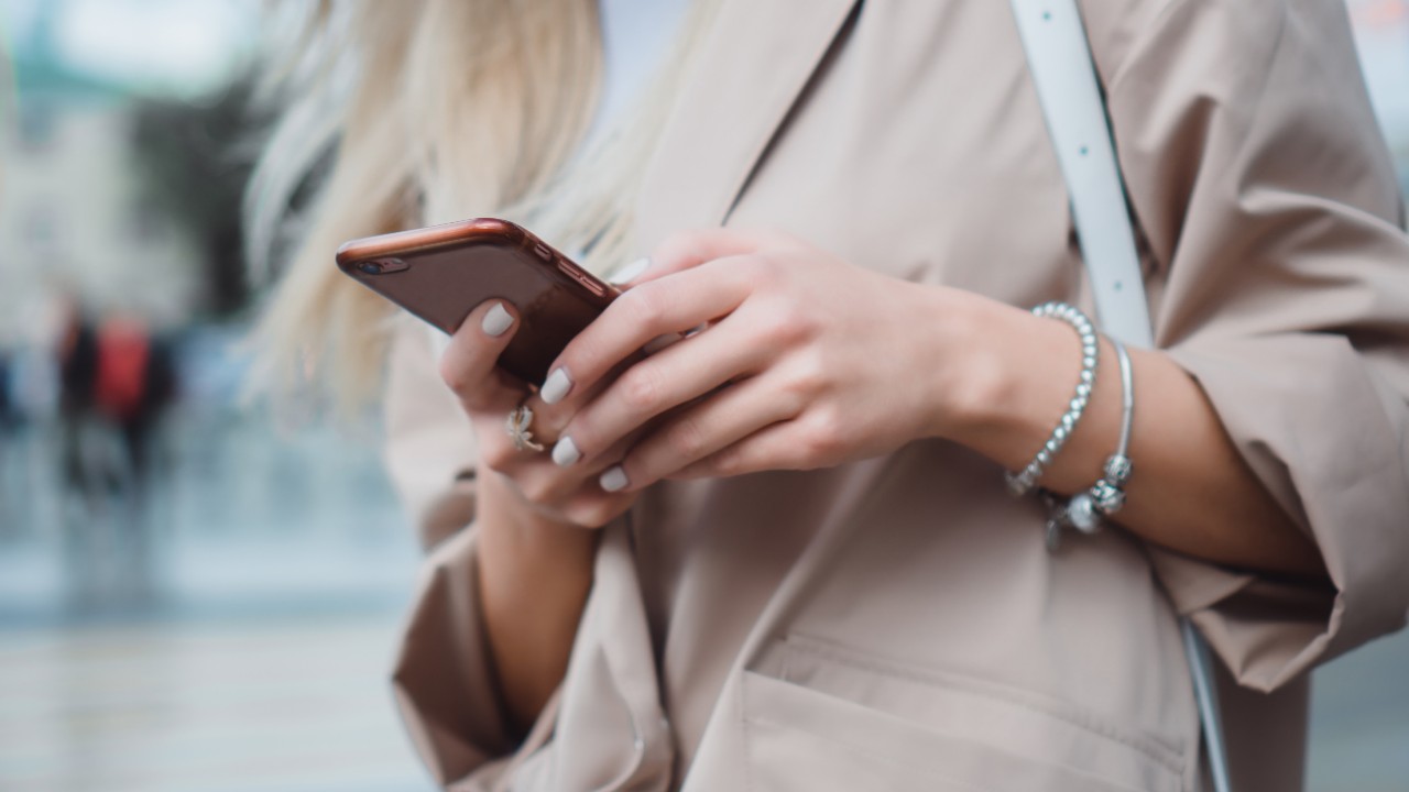 Best Phone Card Cases on Amazon