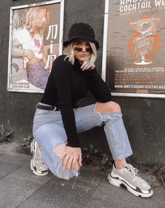 STYLECASTER | best black t shirts