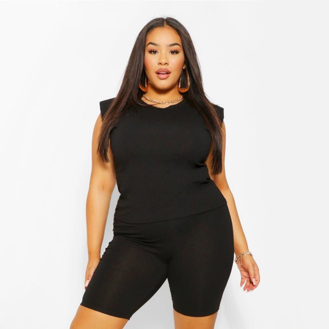 STYLECASTER | padded shoulder muscle tee trend