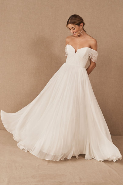 STYLECASTER | 2021 wedding dress trends