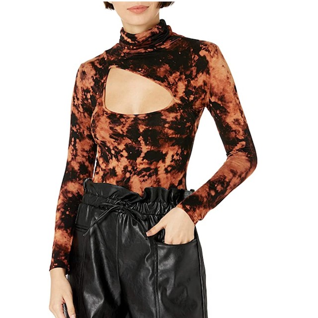 STYLECASTER | Kendall + Kylie x The Drop