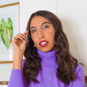 Caroline Vazzana Author Headshot