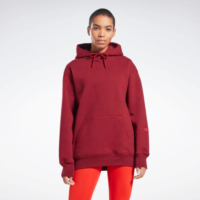 STYLECASTER | Victoria Beckham Reebok Collection