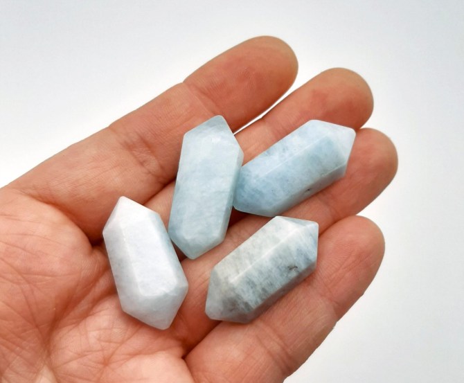 STYLECASTER | Crystals For Aries