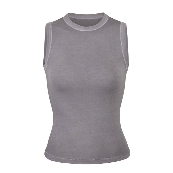 STYLECASTER | SKIMS Outdoor Basics Collection