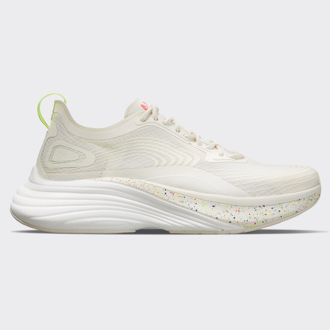 STYLECASTER | APL Streamline Sneaker Review