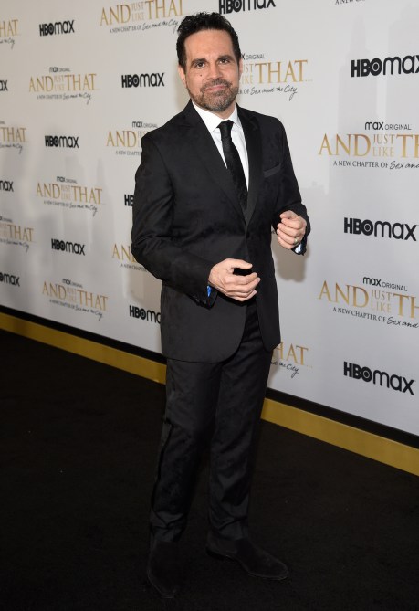 STYLECASTER | And Just Like That Outfits