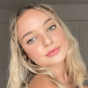 STYLECASTER | Stacia Author Photo