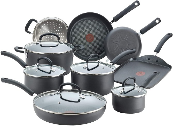 T-fal E765SEFA Ultimate Hard Anodized Nonstick 14-Piece Cookware Set Amazon