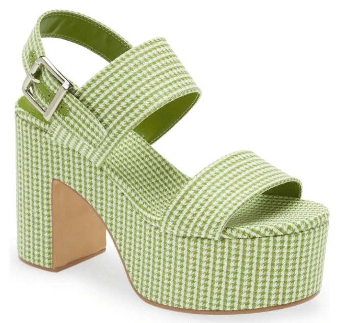 STYLECASTER | Sandal Trends 2022