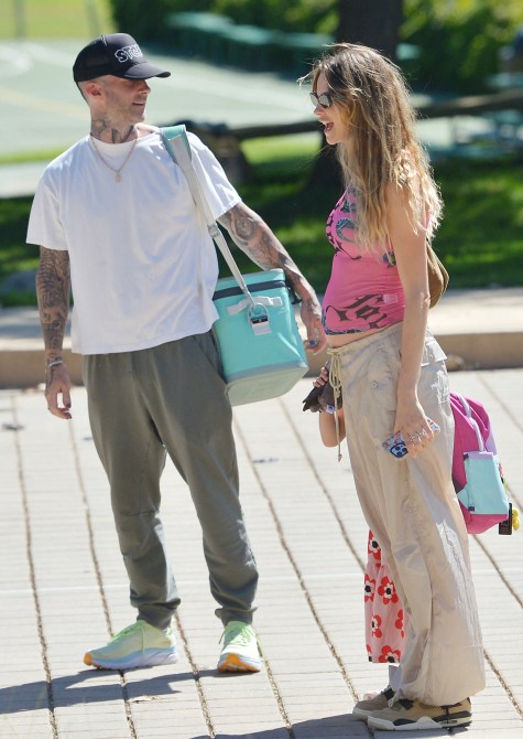 Adam Levine, Behati Prinsloo