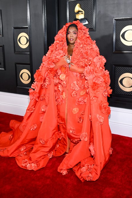 STYLECASTER | Lizzo Grammy Awards Look 2023