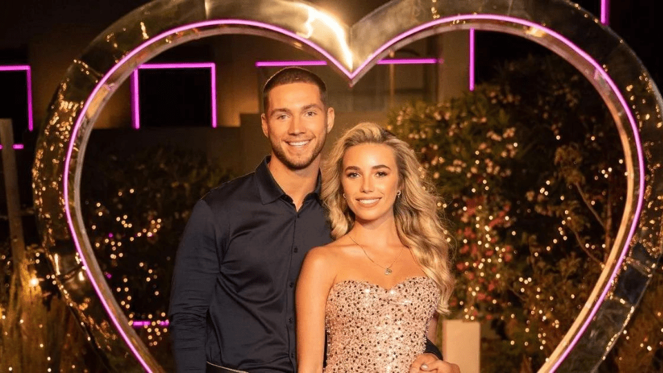 Ron, Lana Love Island