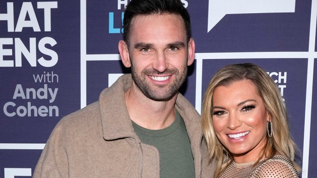 WATCH WHAT HAPPENS LIVE WITH ANDY COHEN -- Episode 20069 -- Pictured: (l-r) Carl Radke, Lindsay Hubbard -- (Photo by: Charles Sykes/Bravo via Getty Images)