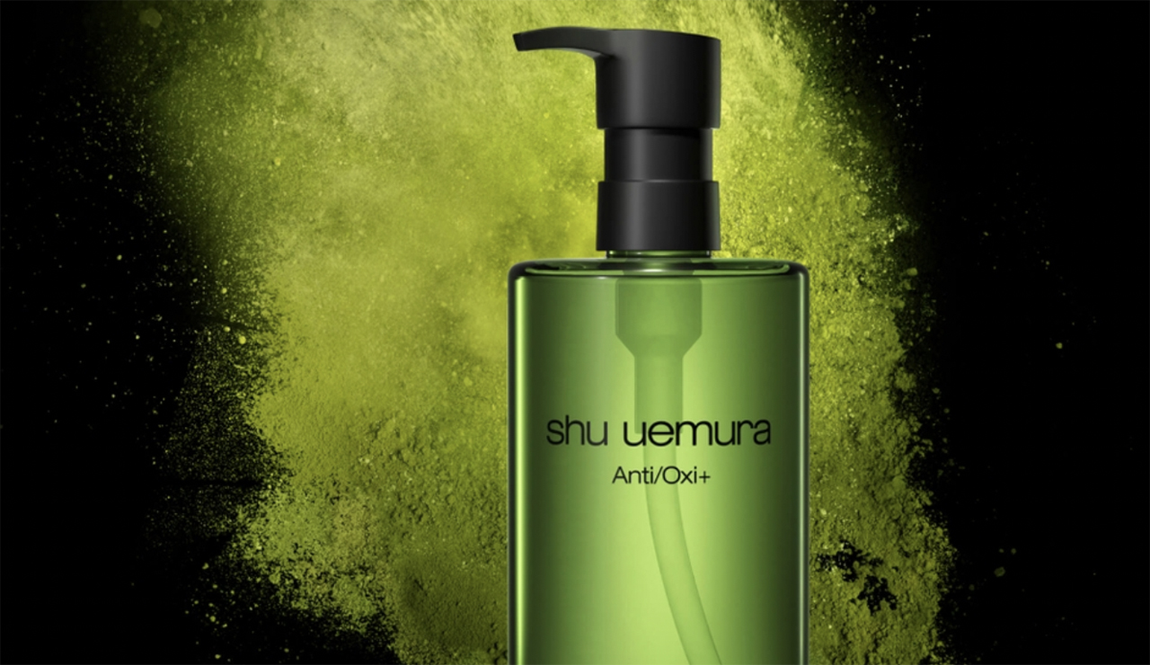 Shoppers Have Been Using This On-Sale Anti-Pollution Cleansing Oil ‘For More Than a Decade’—Here’s Why