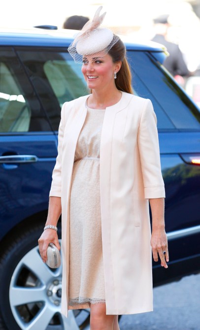 Kate Middleton Pregnant Photos, Princess of Wales Baby Bump Pictures