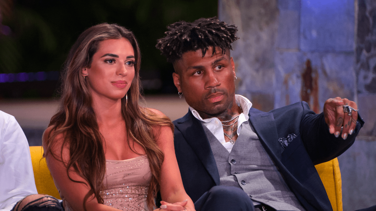 Perfect Match's Dom and Georgia on Netflix dating show.