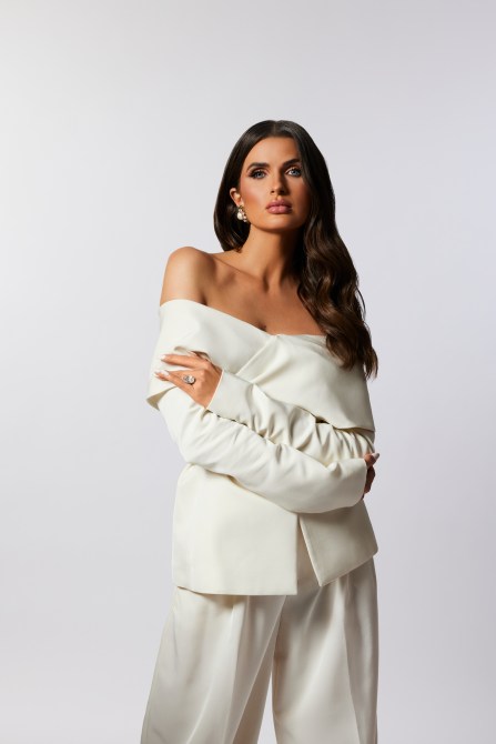 Jessica Markowski in Owning Manhattan.