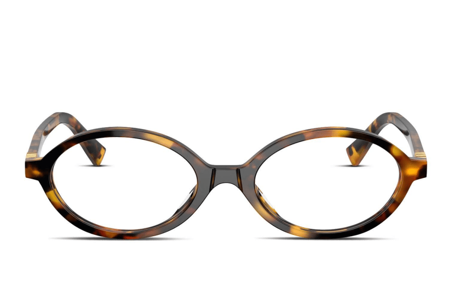 Glasses Trends 2024: Red Frames, Bayonetta Glasses, & 7 Other Styles