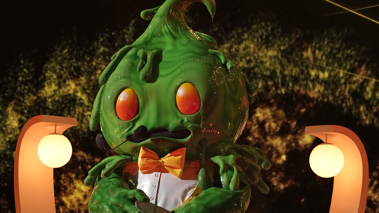 THE MASKED SINGER: Goo in the “60’s Night” episode of THE MASKED SINGER airing Wednesday, Nov. 6 (8:00-9:02 PM ET/PT) on FOX.