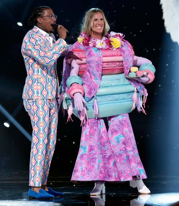 THE MASKED SINGER: L-R: Nick Cannon and Bethany Hamilton in the “Who Are You Fest” episode of THE MASKED SINGER airing Wednesday, Nov. 13 (8:00-9:02 PM ET/PT) on FOX