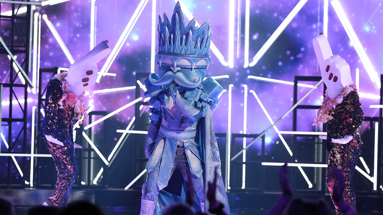 THE MASKED SINGER: Ice King in the “Miley Cyrus Night” episode of THE MASKED SINGER airing Wednesday, Nov. 20 (8:00-9:02 PM ET/PT) on FOX.
