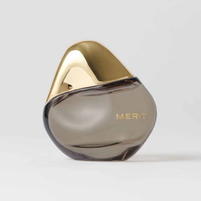 Merit Beauty Retrospect L’Extrait de Parfum