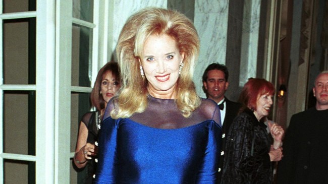 Sally Kirkland