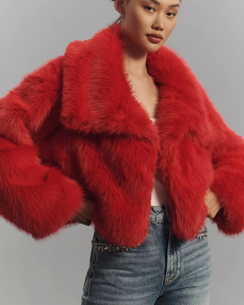 Taylor Swift Super Bowl Outfit 2025: How to Steal Her Style