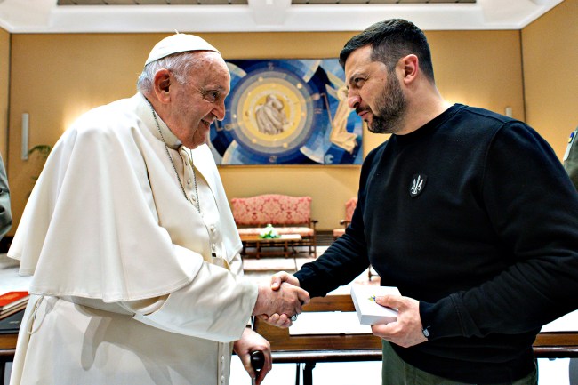 VATICAN CITY, VATICAN - MAY 13:  (EDITOR NOTE: STRICTLY EDITORIAL USE ONLY - NO MERCHANDISING) Pope Francis meets with Ukrainian President Volodymyr Zelensky  at the Studio of Paul VI Hall on May 13, 2023 in Vatican City, Vatican.