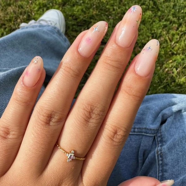 Heyhae Nail Strips Review: The Best At-Home Gel Manicure Hack