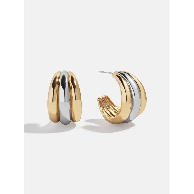 The Most Stylish Hoop Earrings to Wear Every Day