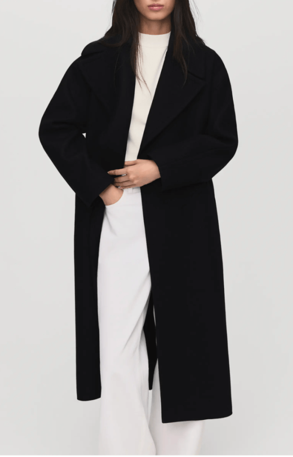 How to Copy Carolyn Bessette Kennedy's Style on a Budget